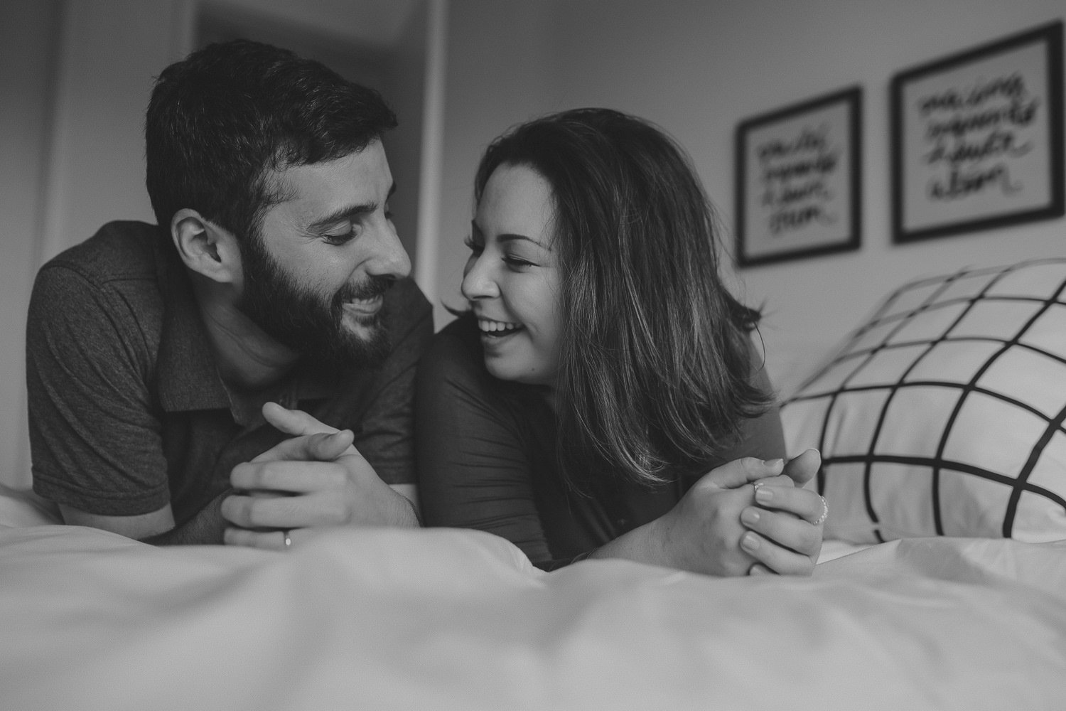 wedding photographer portugal Engagement Session at home
