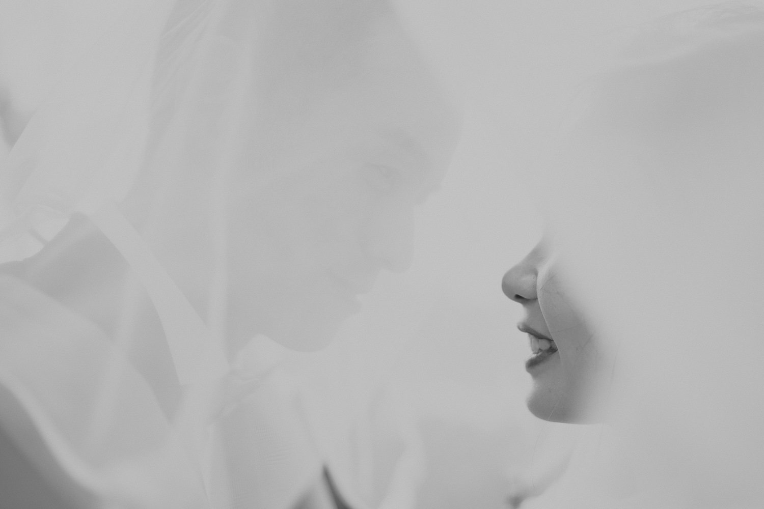 wedding photographer portugal Bride and Groom under the veil of the bride