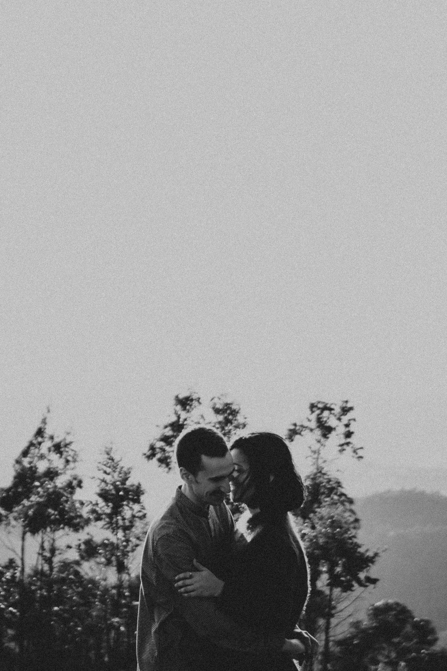 wedding photographer portugal engagement session