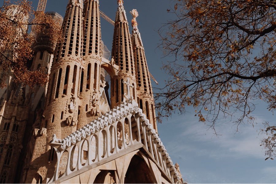 wedding photographer portugal La Sagrada Familia