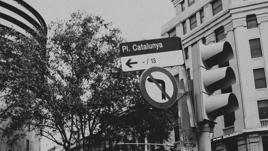 wedding photographer portugal Barcelona Street